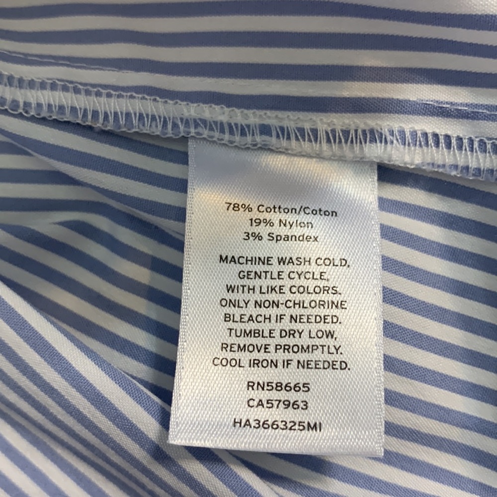 Halogen Striped Hidden Button Up Ruffle Top Size Medium - Picture 8 of 8